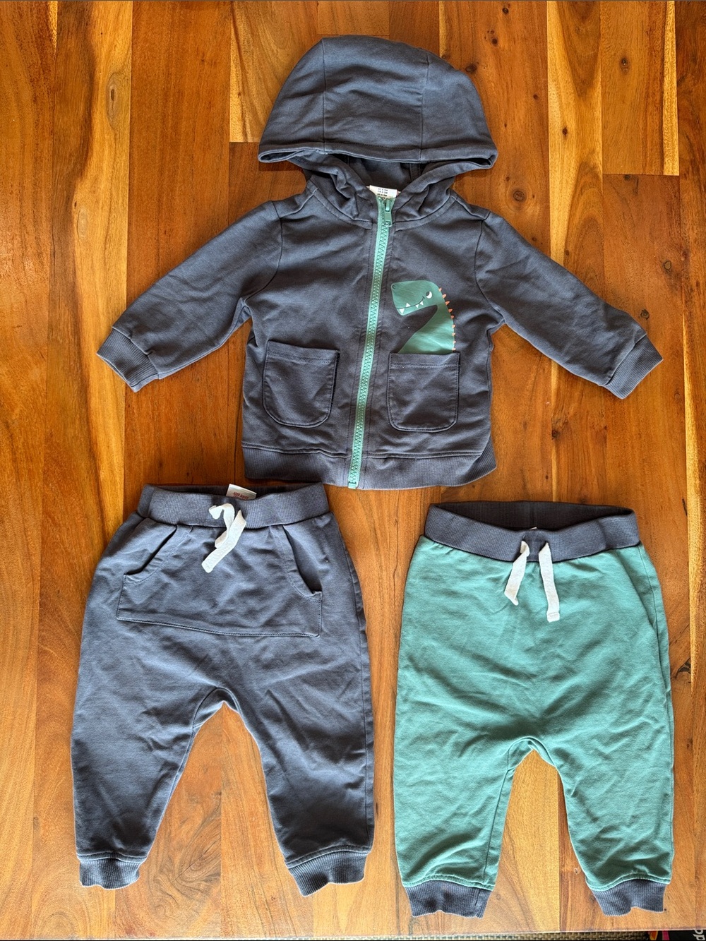 Baby bundle - Picture 2 of 6